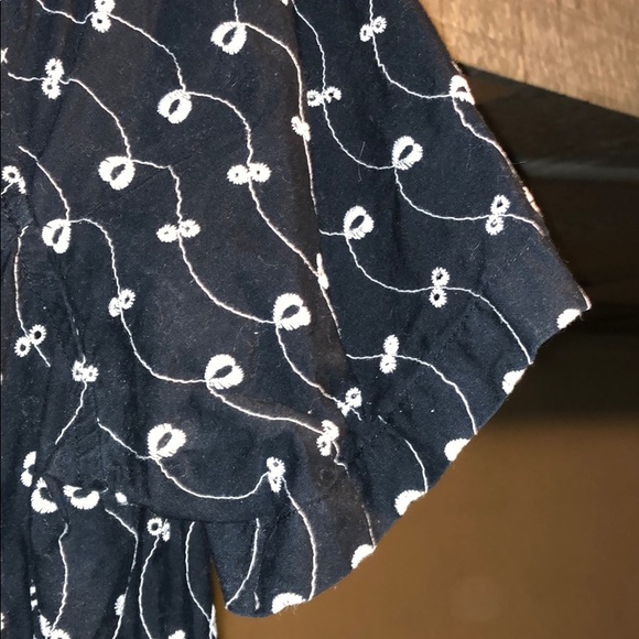 Short sleeve Embroidered Jacket - Picture 4 of 6